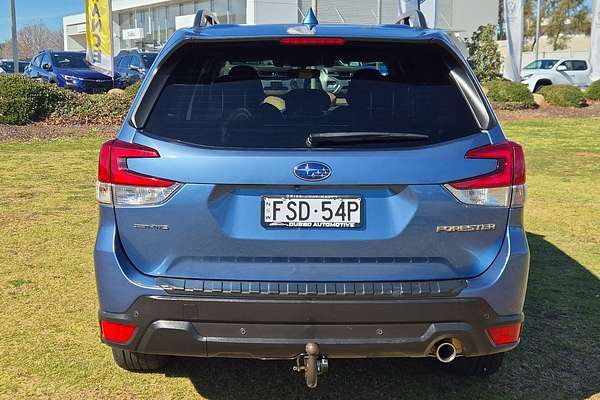2018 Subaru Forester 2.5i Premium S5