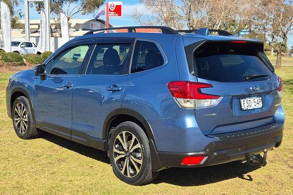 2018 Subaru Forester 2.5i Premium S5