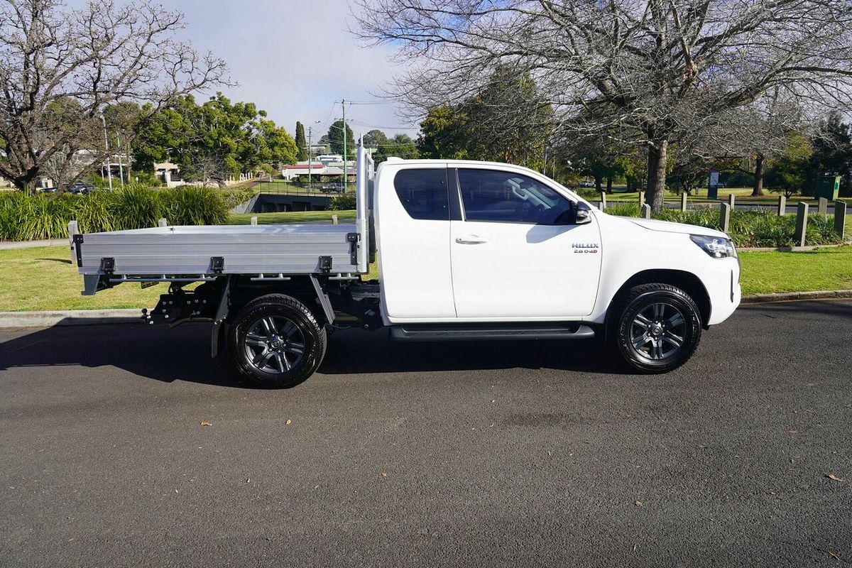 2023 Toyota Hilux SR (4x4) GUN126R 4X4