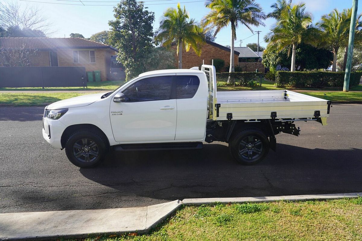 2023 Toyota Hilux SR (4x4) GUN126R 4X4