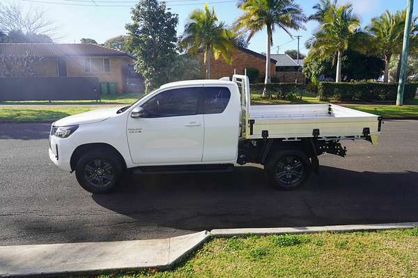 2023 Toyota Hilux SR (4x4) GUN126R 4X4