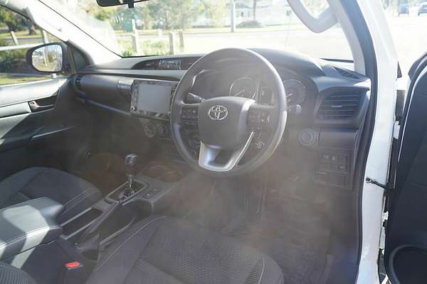 2023 Toyota Hilux SR (4x4) GUN126R 4X4