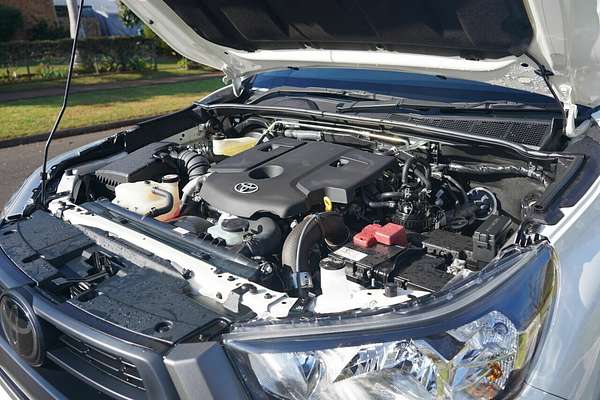 2023 Toyota Hilux SR (4x4) GUN126R 4X4