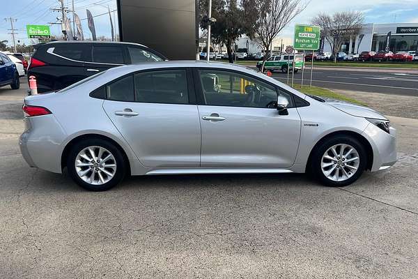 2022 Toyota Corolla Ascent Sport Hybrid ZWE211R