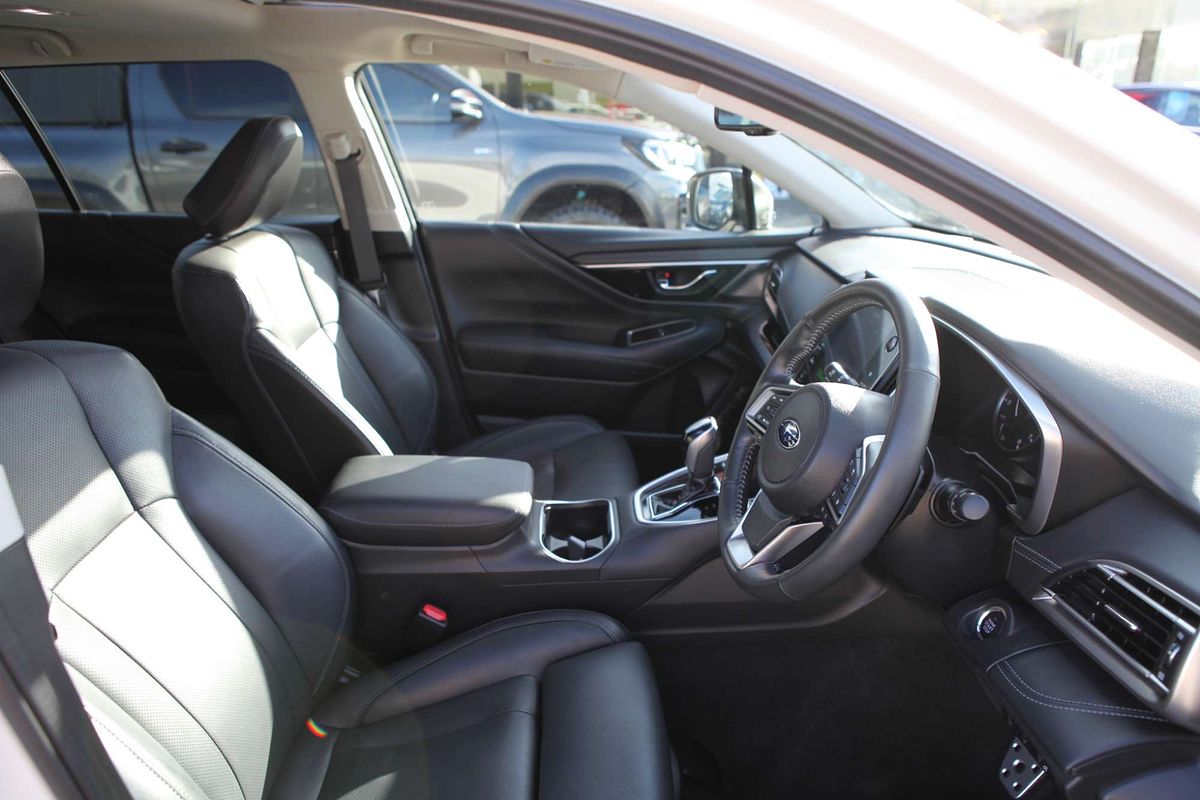 2023 Subaru Outback AWD Touring 6GEN