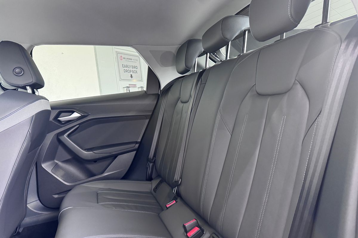 2025 Audi A1 40 TFSI S line GB