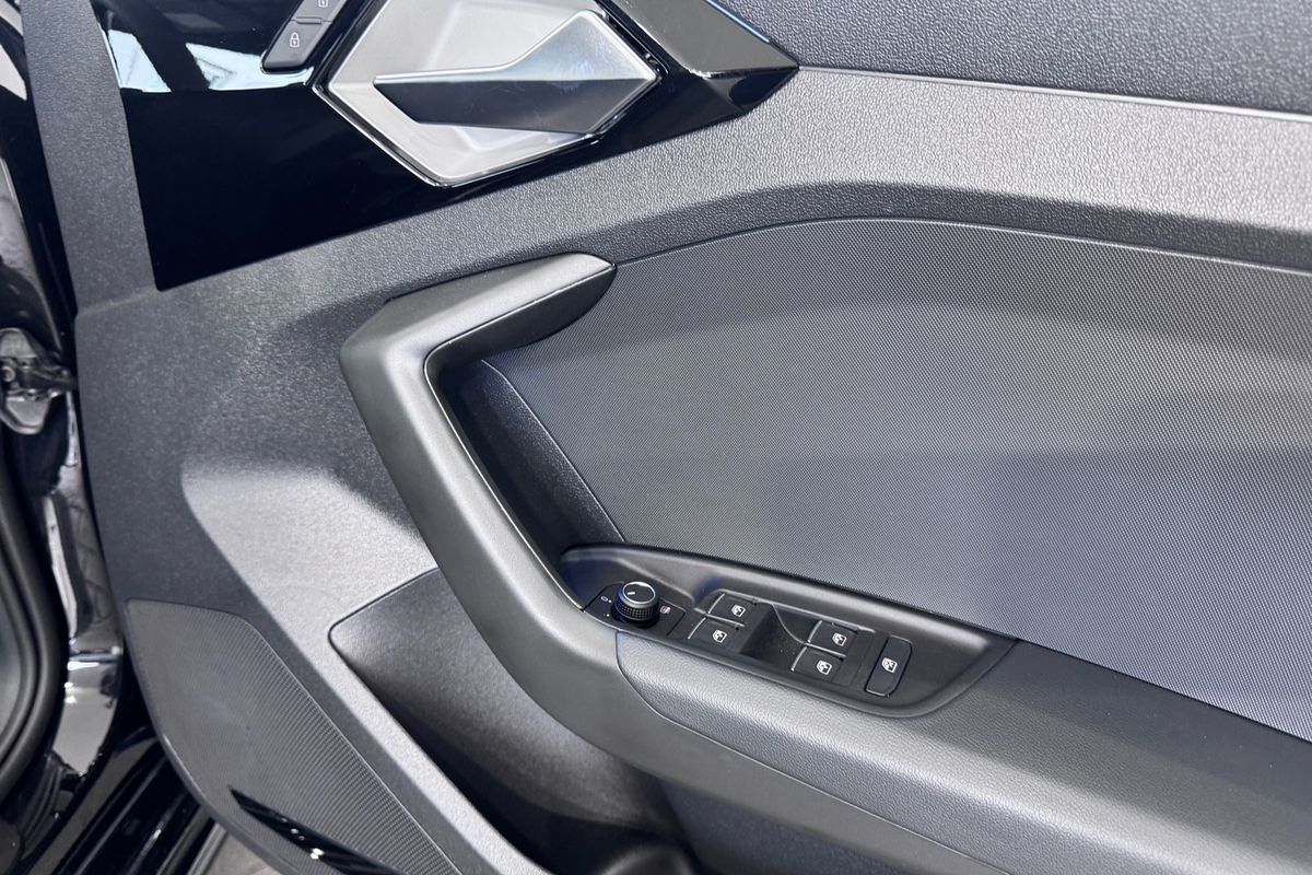 2025 Audi A1 40 TFSI S line GB
