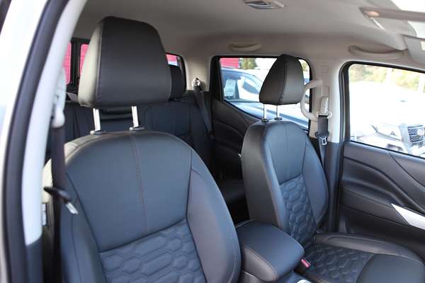 2025 Nissan Navara ST-X D23 4X4