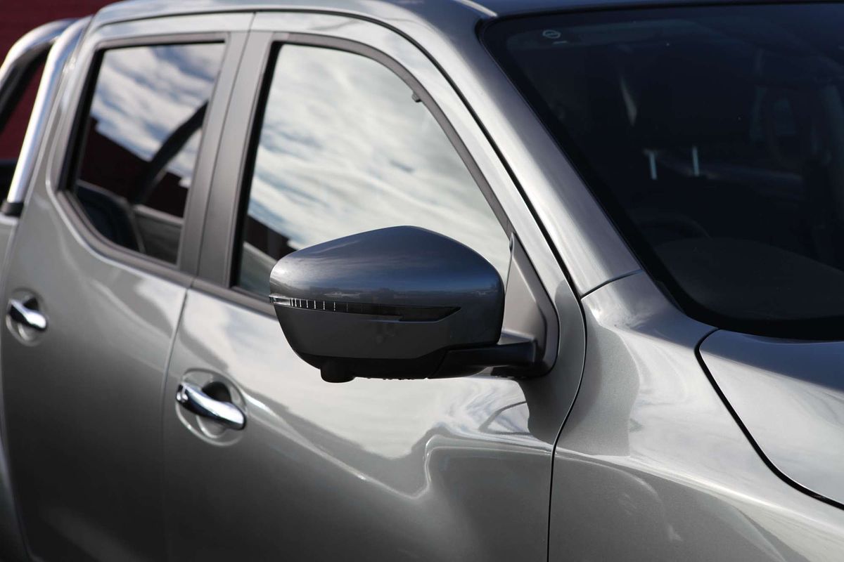 2025 Nissan Navara ST-X D23 4X4