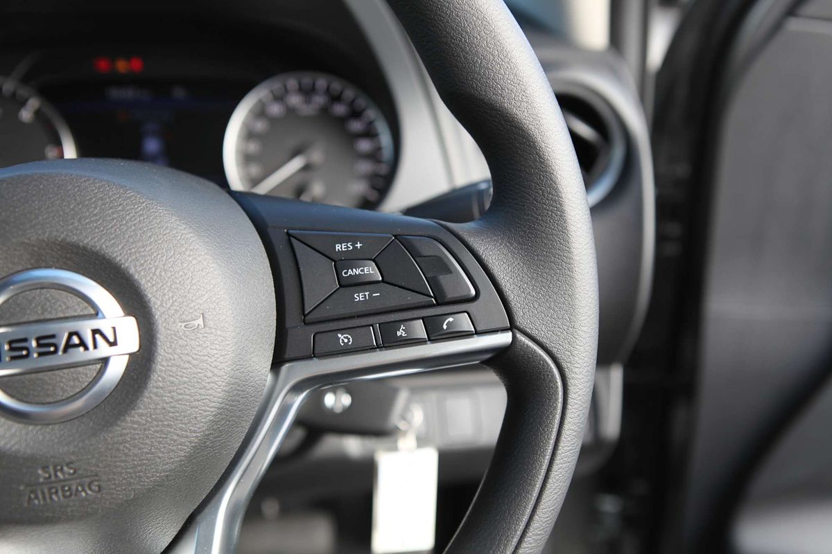 2025 Nissan Navara SL D23 4X4
