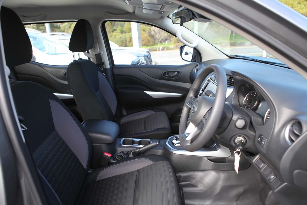 2025 Nissan Navara SL D23 4X4