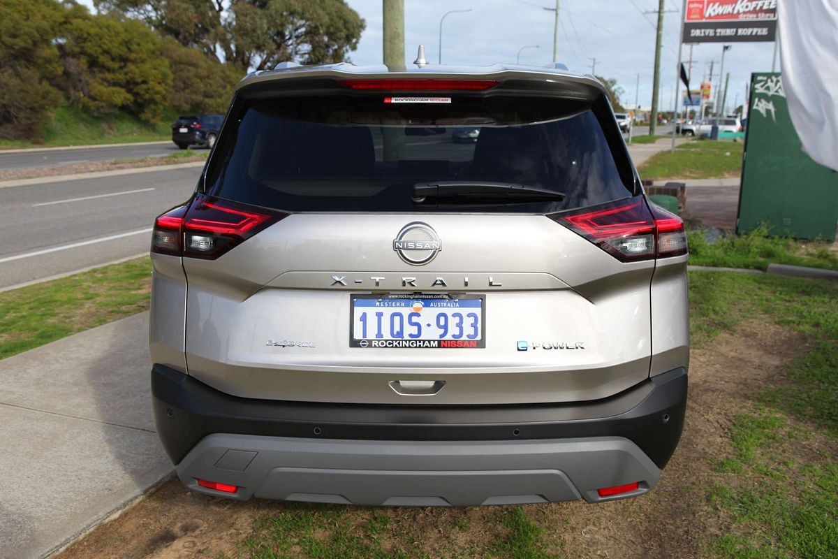2025 Nissan X-TRAIL ST-L e-POWER T33
