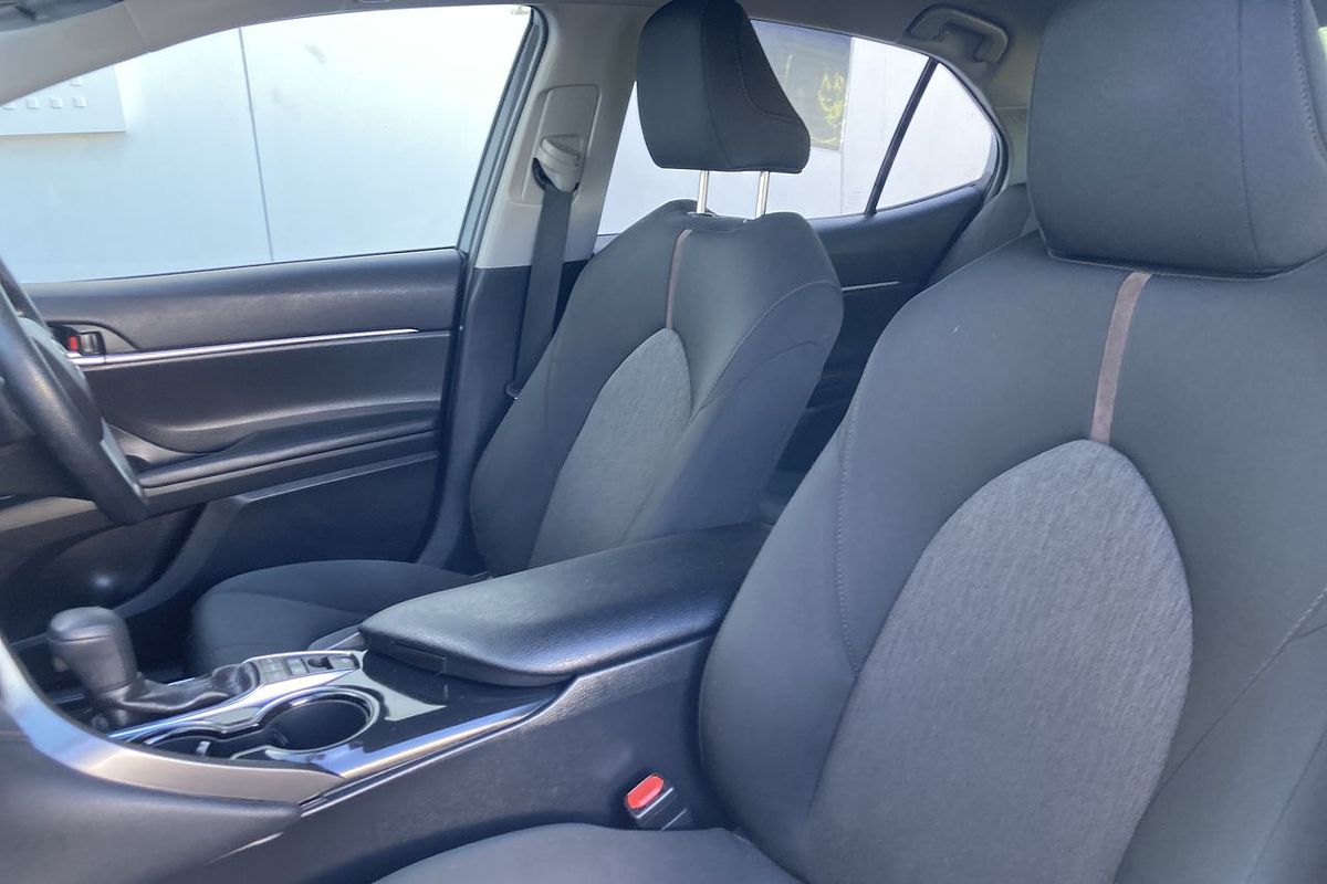 2021 Toyota Camry Ascent AXVH70R