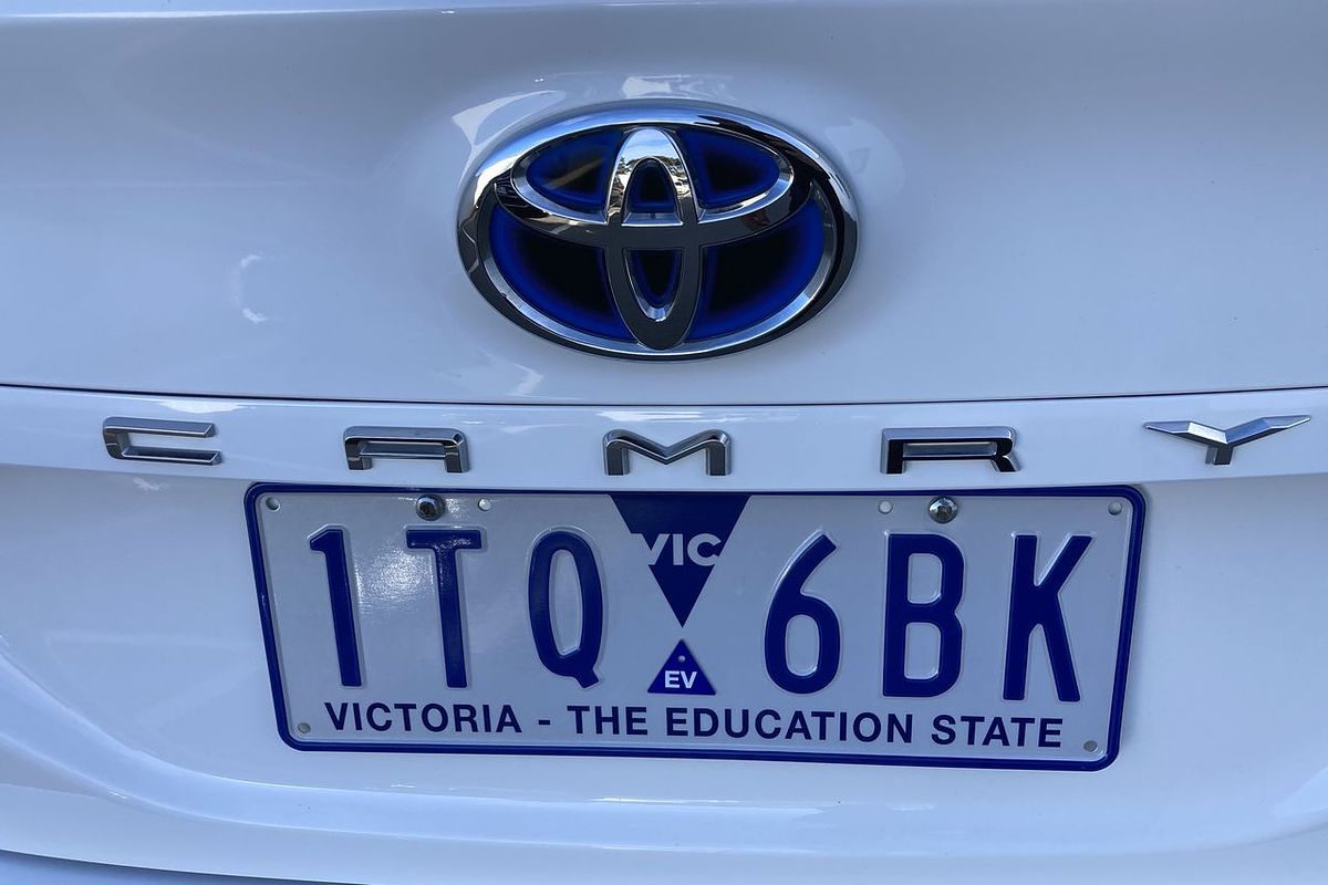 2021 Toyota Camry Ascent AXVH70R