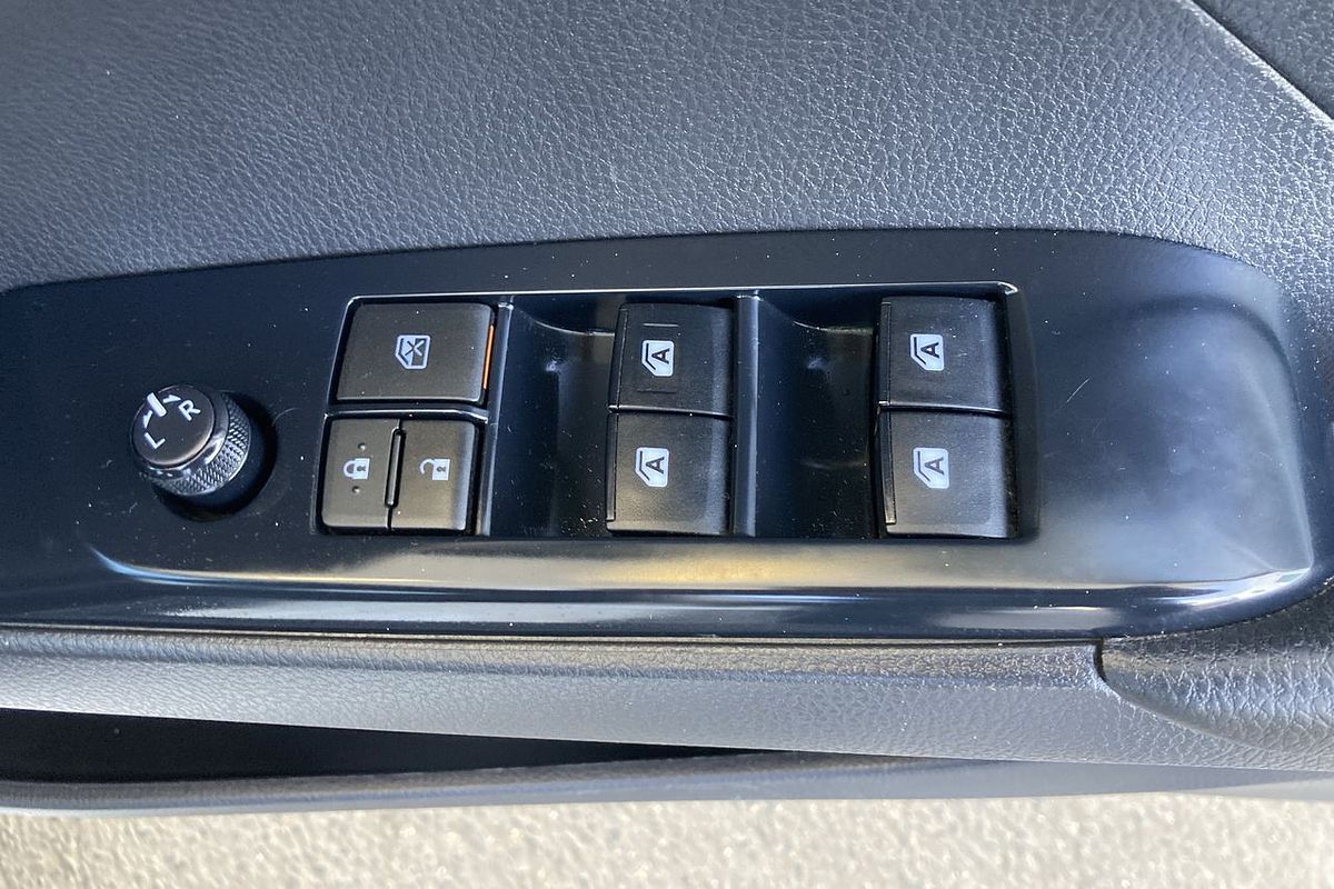 2021 Toyota Camry Ascent AXVH70R