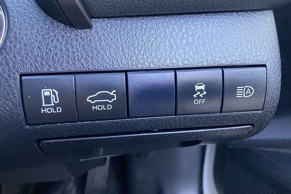 2021 Toyota Camry Ascent AXVH70R