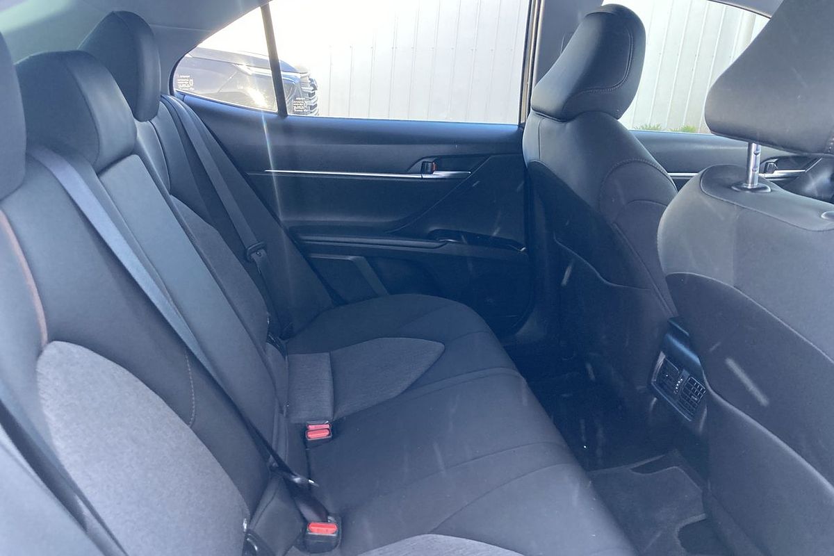 2021 Toyota Camry Ascent AXVH70R