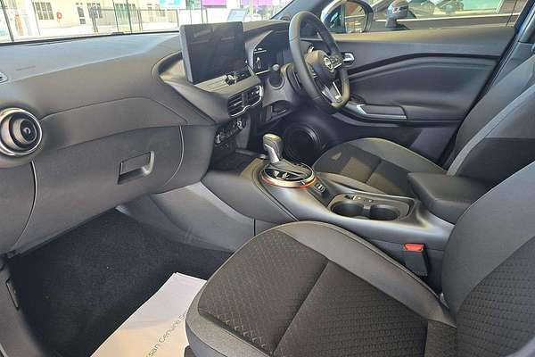 2024 Nissan JUKE ST-L F16