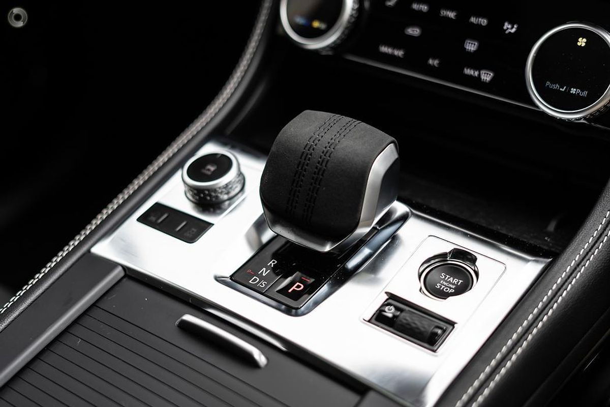 2023 Jaguar F-PACE D300 R-Dynamic SE X761