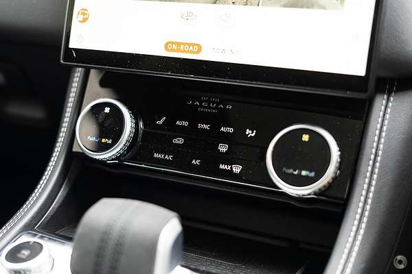 2023 Jaguar F-PACE D300 R-Dynamic SE X761