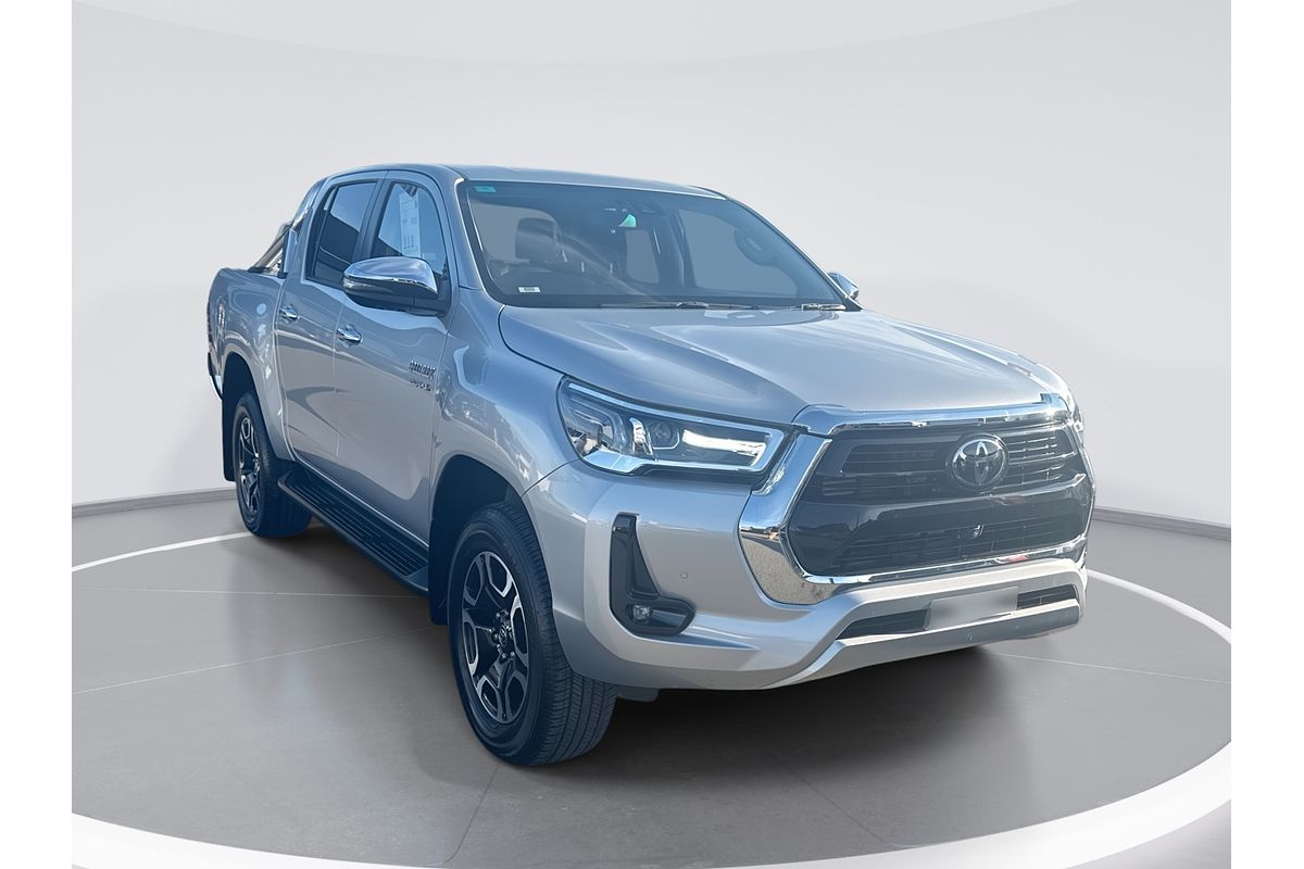 2023 Toyota Hilux SR5 GUN126R 4X4
