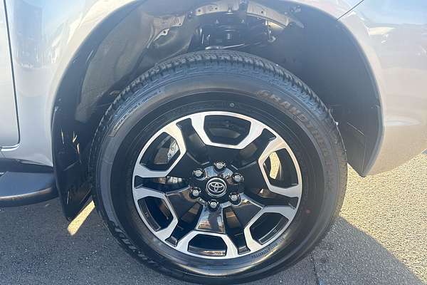 2023 Toyota Hilux SR5 GUN126R 4X4