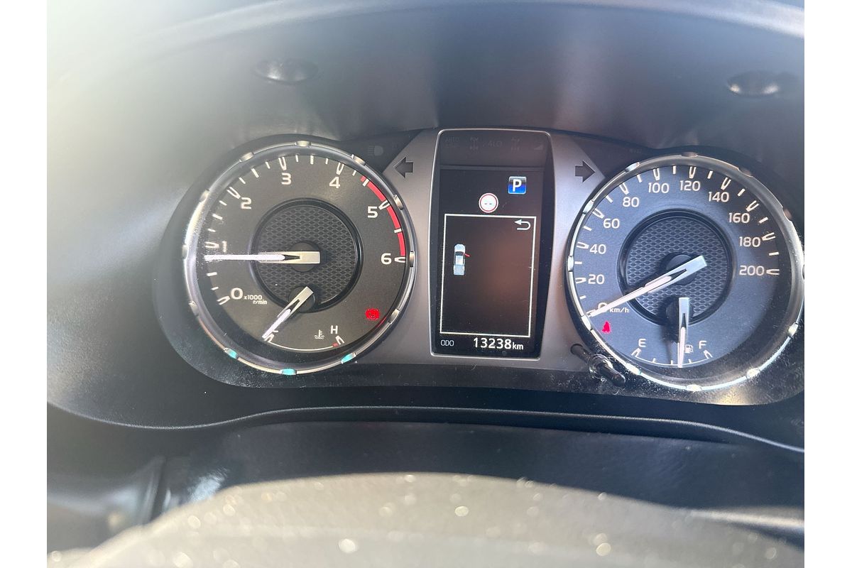 2023 Toyota Hilux SR5 GUN126R 4X4