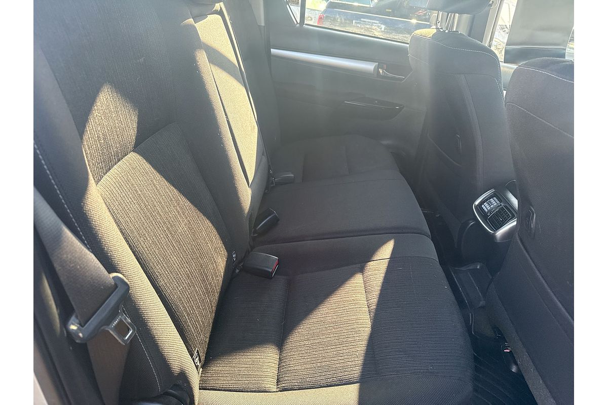2023 Toyota Hilux SR5 GUN126R 4X4