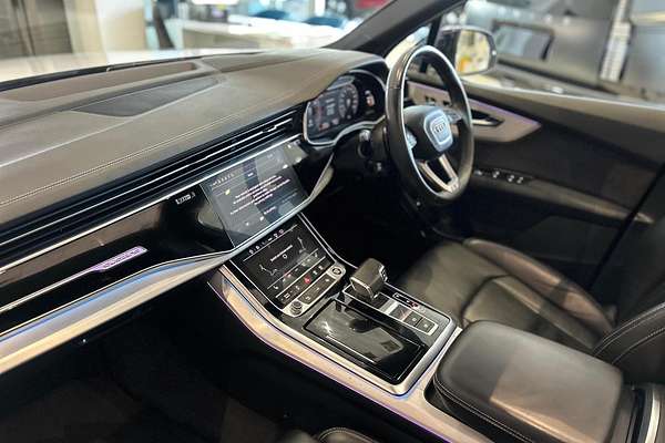 2023 Audi Q7 50 TDI S line 4M