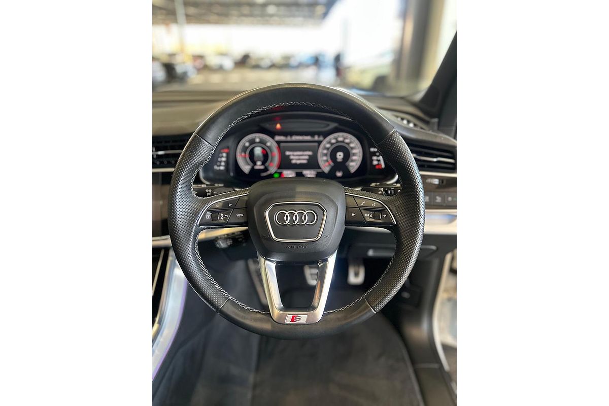2023 Audi Q7 50 TDI S line 4M