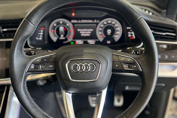2023 Audi Q7 50 TDI S line 4M