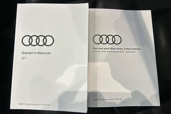 2023 Audi Q7 50 TDI S line 4M