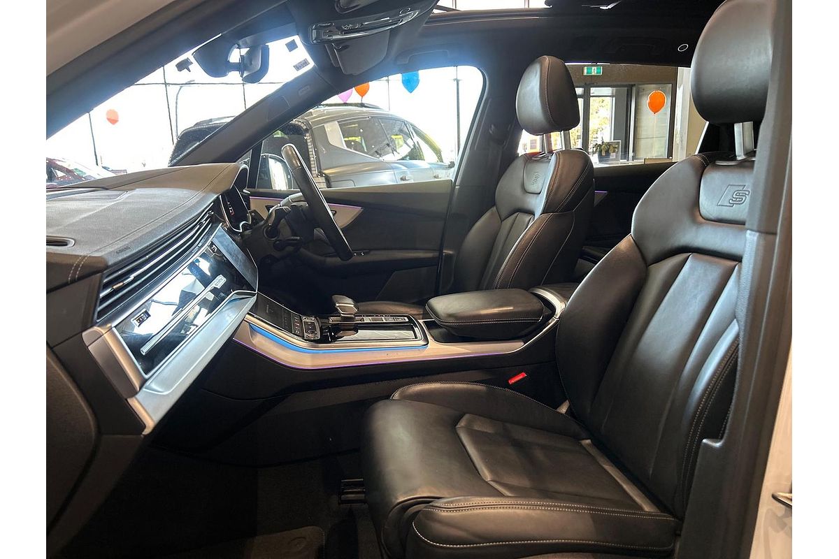 2023 Audi Q7 50 TDI S line 4M