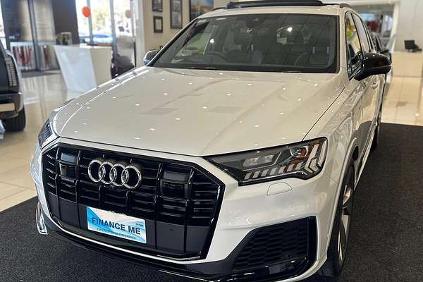 2023 Audi Q7 50 TDI S line 4M