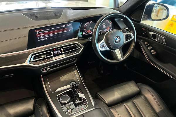 2020 BMW X7 xDrive30d G07