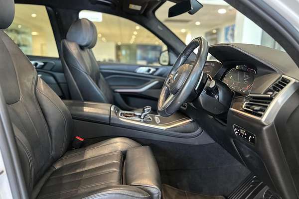 2020 BMW X7 xDrive30d G07