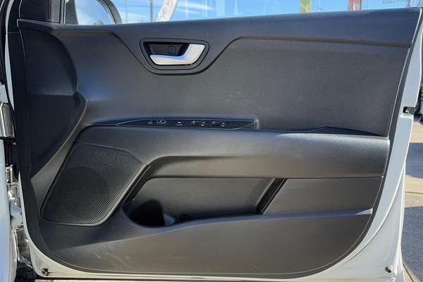 2023 Kia Stonic S YB