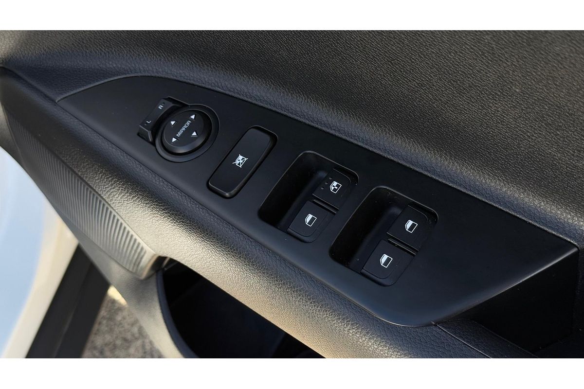 2023 Kia Stonic S YB
