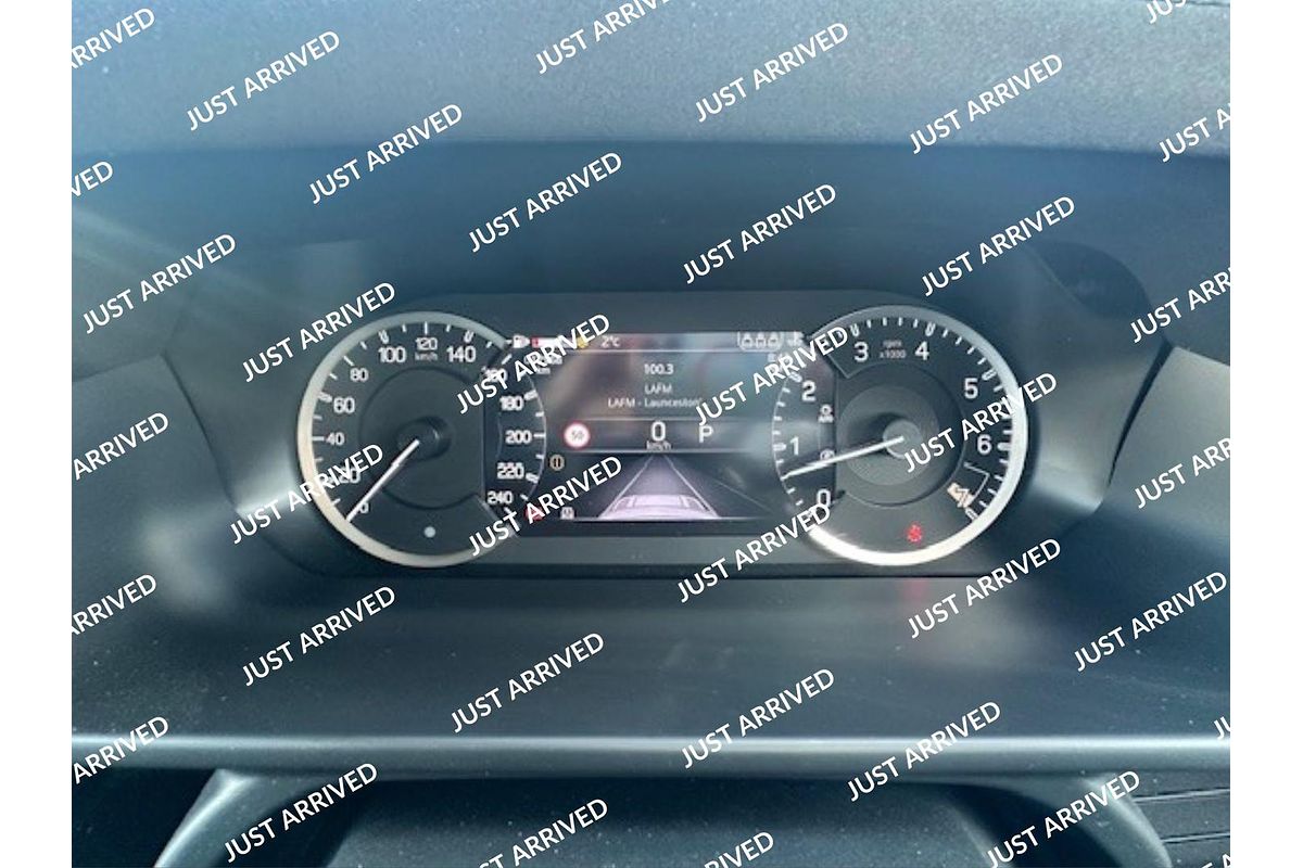 2022 Land Rover Defender 90 P300 L663