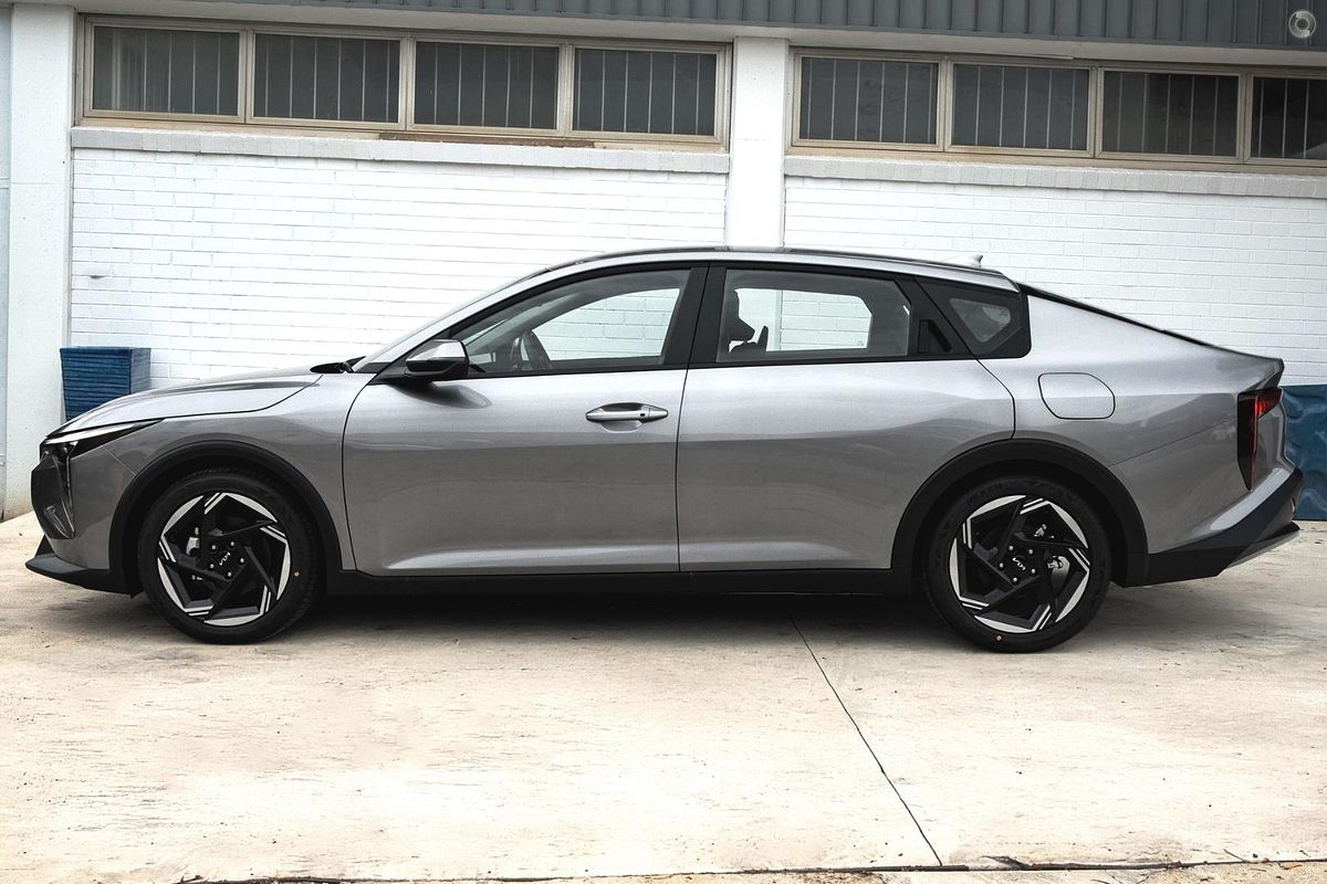 2025 Kia K4 Sport+ CL4m