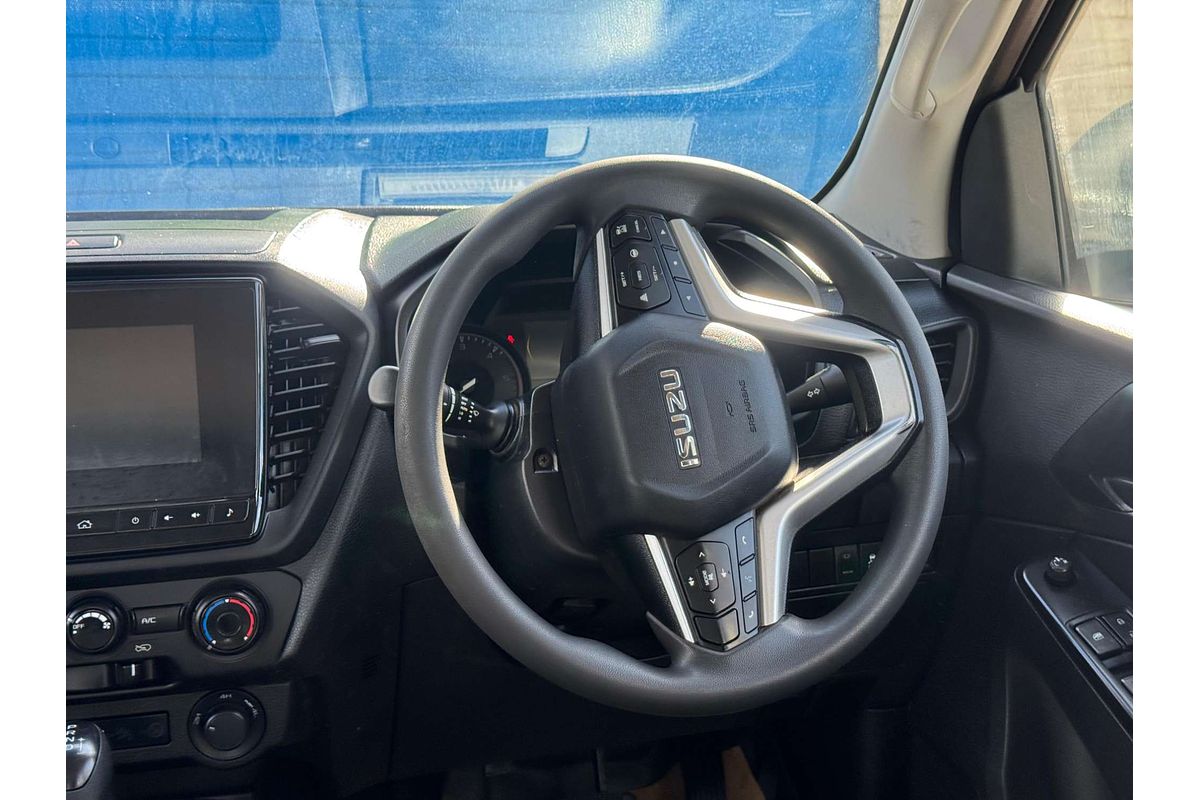 2021 Isuzu D-MAX SX  4X4