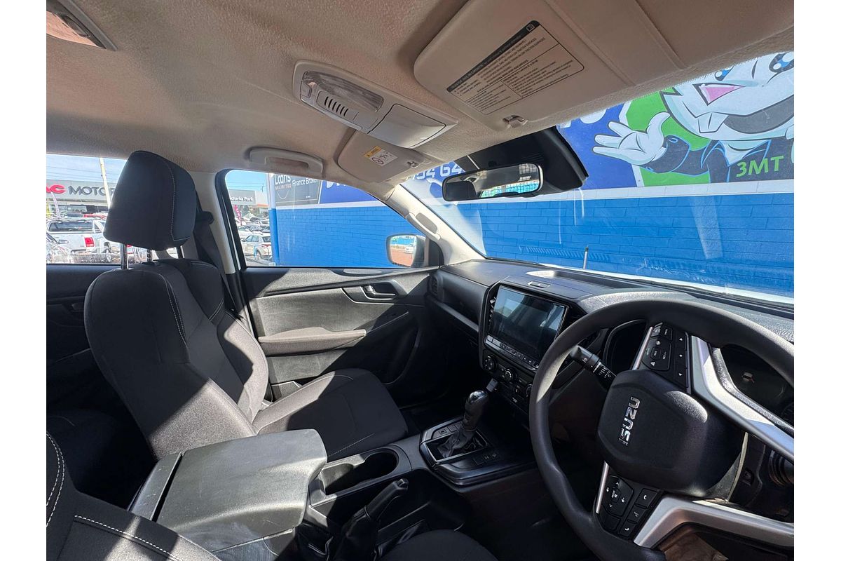 2021 Isuzu D-MAX SX  4X4