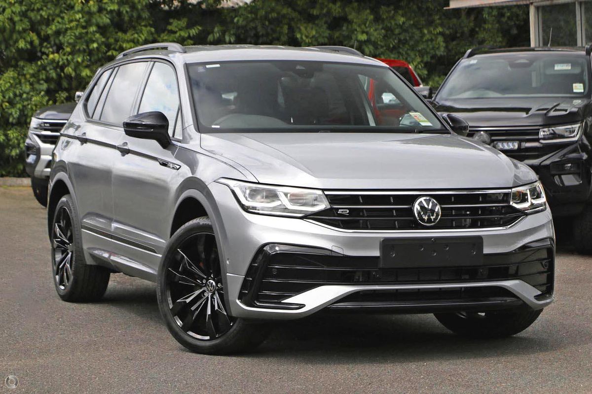 2024 Volkswagen Tiguan Wolfsburg Edition Allspace 5N