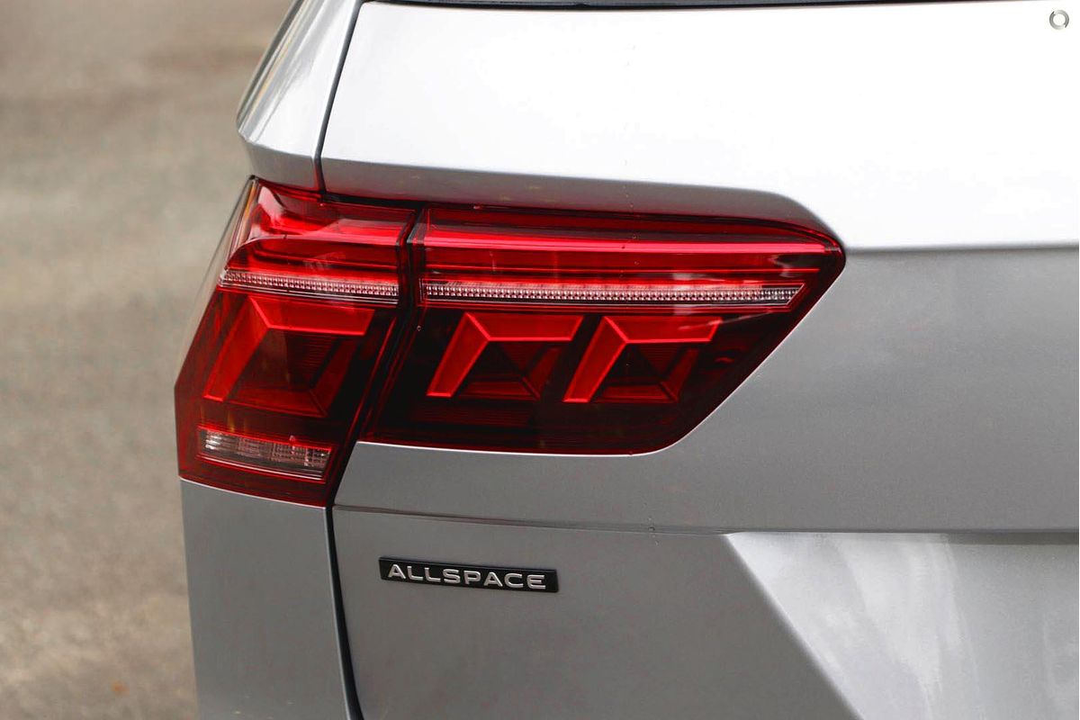 2024 Volkswagen Tiguan Wolfsburg Edition Allspace 5N