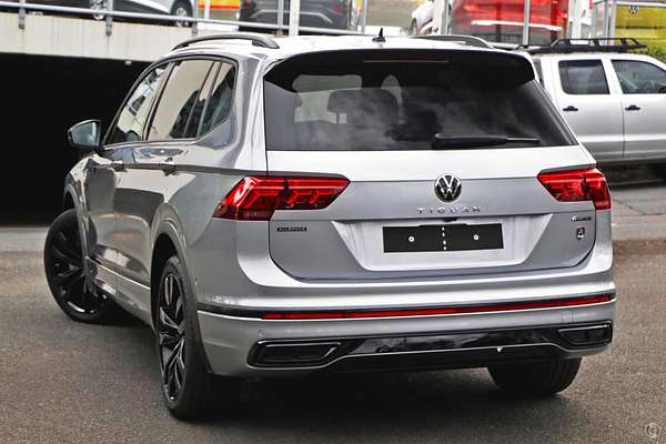 2024 Volkswagen Tiguan Wolfsburg Edition Allspace 5N