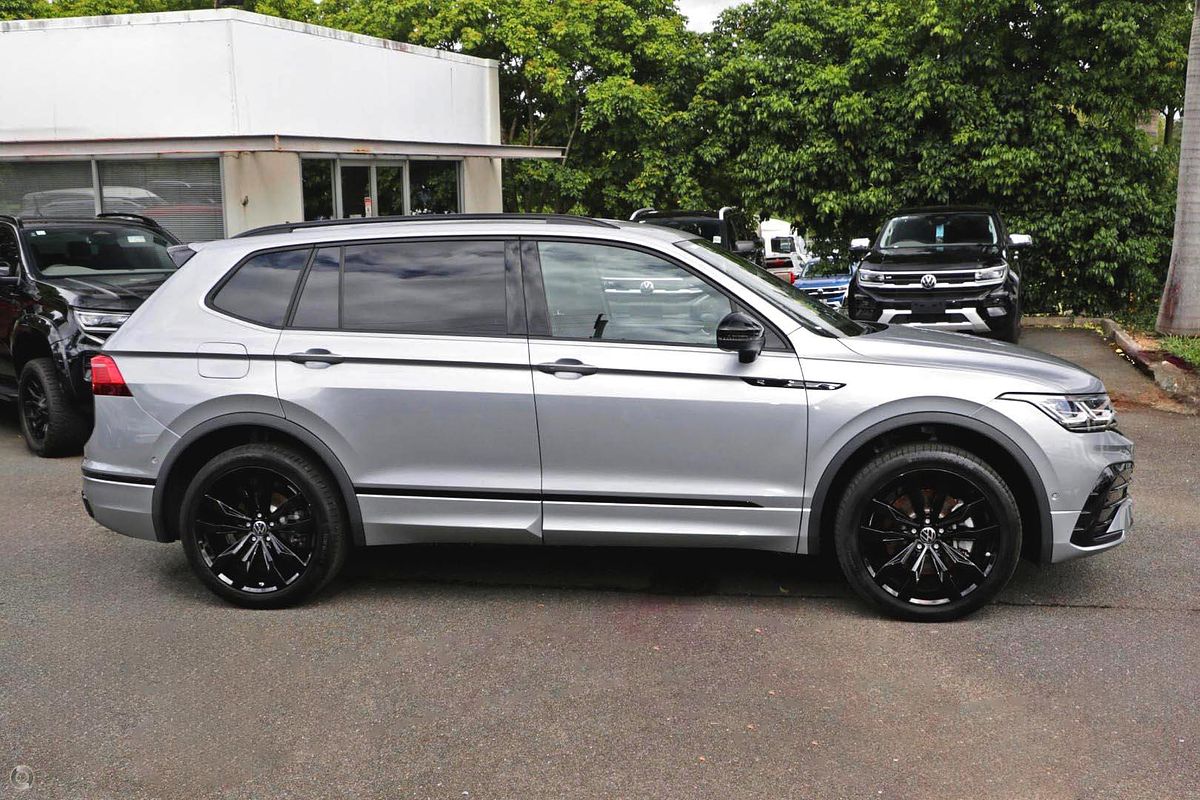 2024 Volkswagen Tiguan Wolfsburg Edition Allspace 5N