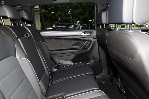 2024 Volkswagen Tiguan Wolfsburg Edition Allspace 5N