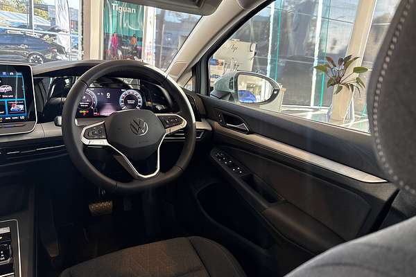 2025 Volkswagen Golf 110TSI Life 8.5