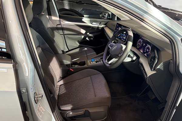 2025 Volkswagen Golf 110TSI Life 8.5