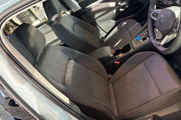 2025 Volkswagen Golf 110TSI Life 8.5